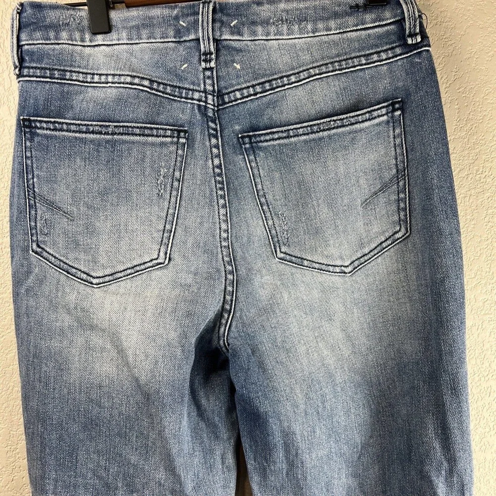 Habitual Jeans Women 26‎ Light Wash Distressed Pace Denim Straight Leg